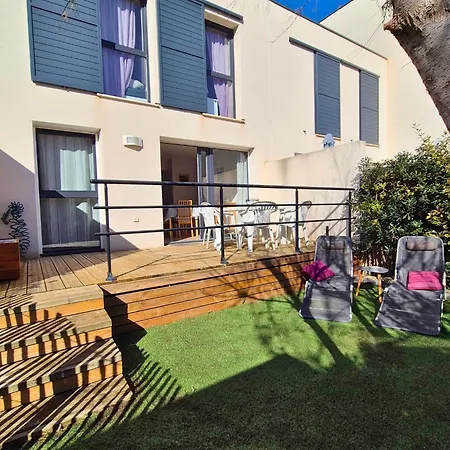 Holiday home Maison De 8 Personnes, A 350m De La Plage, Ideal Famille , Confort! *