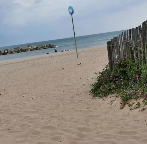 Maison De Rêve à Valras Pour 8 Personnes Idéale Pour Les Familles à 10 Minutes De La Avec Jardin Terrasse Climatisation Wifi Et Deux Parkings * Sérignan