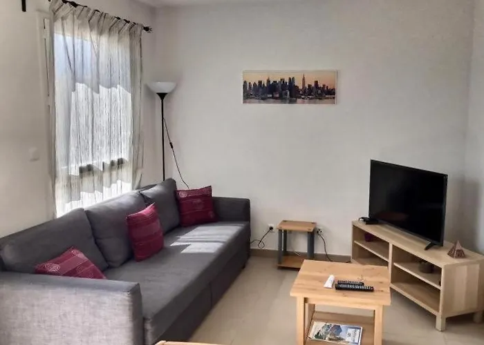 Maison De Rêve à Valras Pour 8 Personnes Idéale Pour Les Familles à 10 Minutes De La Avec Jardin Terrasse Climatisation Wifi Et Deux Parkings * Sérignan