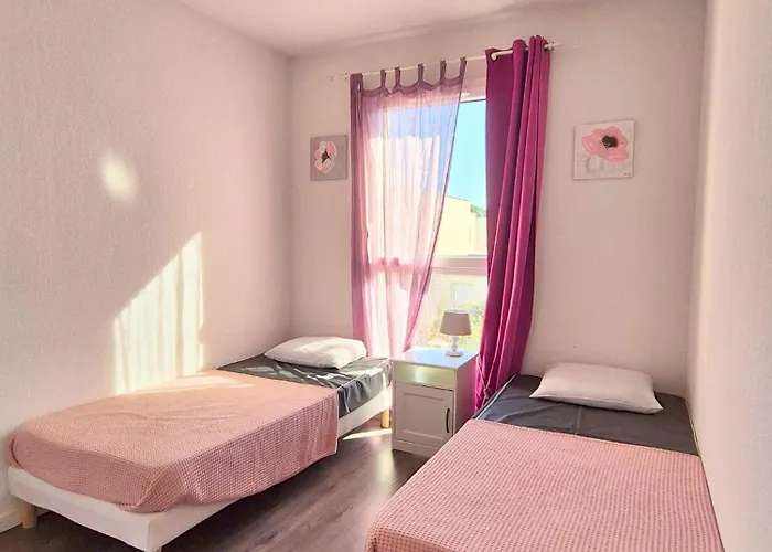 Casa vacanze Maison De Rêve à Valras Pour 8 Personnes Idéale Pour Les Familles à 10 Minutes De La Avec Jardin Terrasse Climatisation Wifi Et Deux Parkings