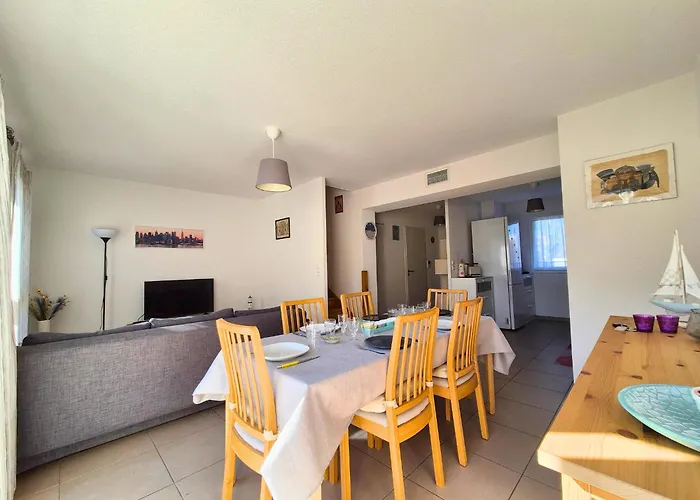 Maison De Rêve à Valras Pour 8 Personnes Idéale Pour Les Familles à 10 Minutes De La Avec Jardin Terrasse Climatisation Wifi Et Deux Parkings * Sérignan